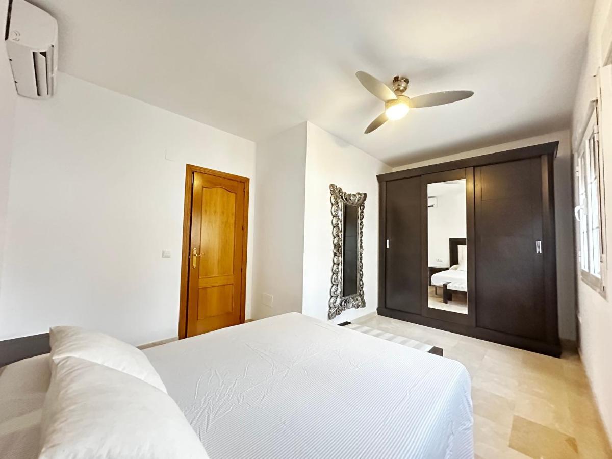 Taro Beach Home Málaga Extérieur photo